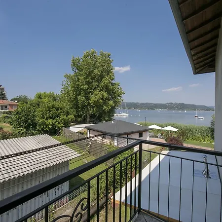 Il Porticciolo Sul Lago